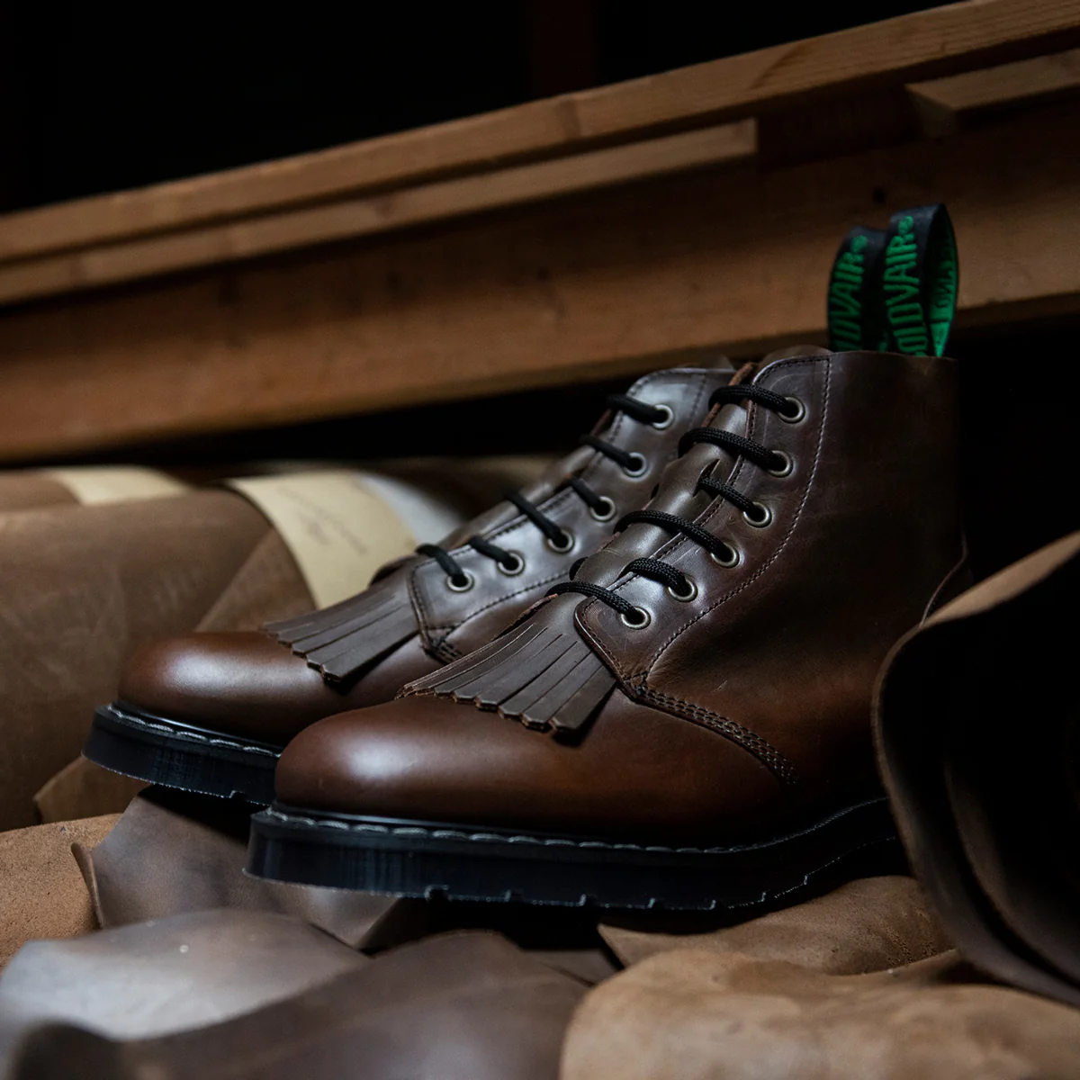 Gaucho Crazy Horse 6 Eye Astronaut Boot & Boot Kiltie